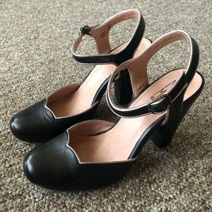 Miz mooz heels
